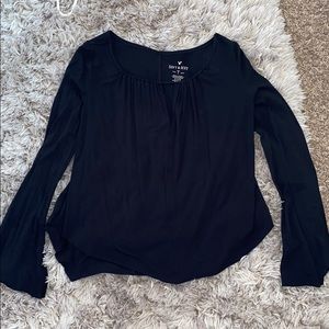 American Eagle Soft & Sexy Long Black flowy blouse